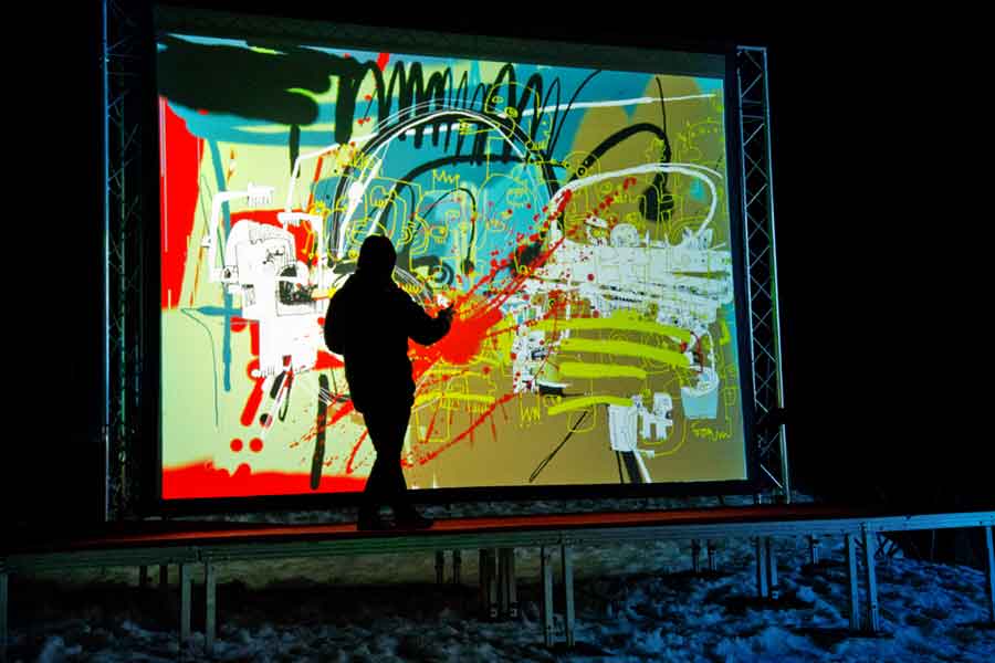 Graffiti numérique - animation digitale événement - mur graffiti digital