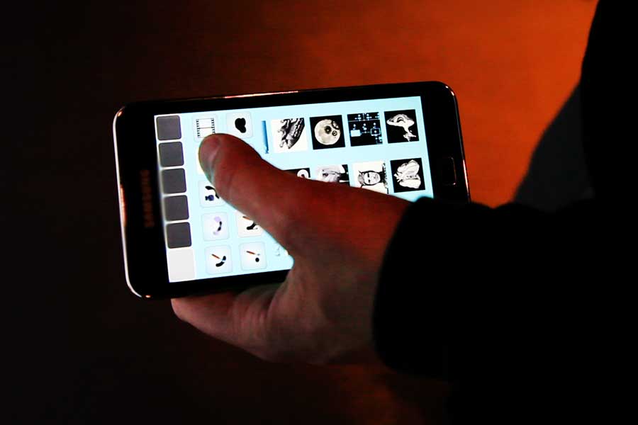 Graffiti numérique - animation digitale pour événement - connecté smartphone