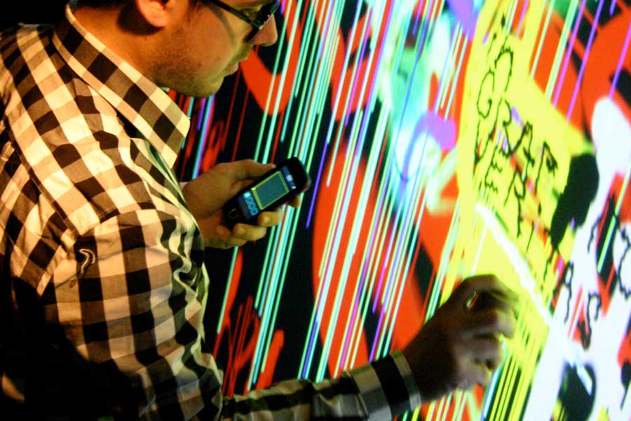 Graffiti numérique - animation digitale soirée - connecté smartphone